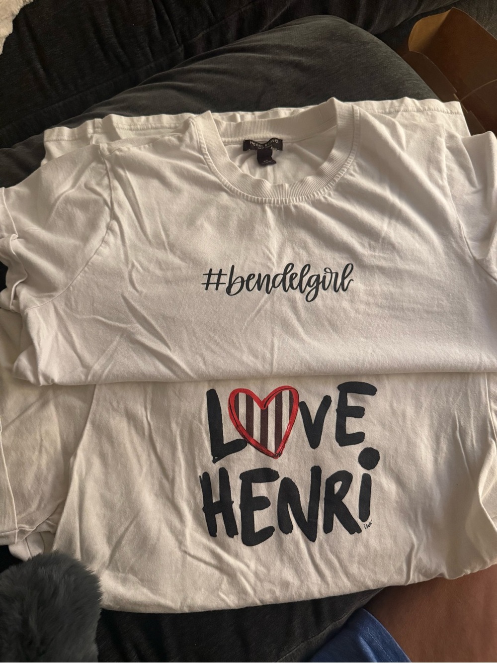 Henri Bendel authentic 2 t-shirts sz s/m EUC